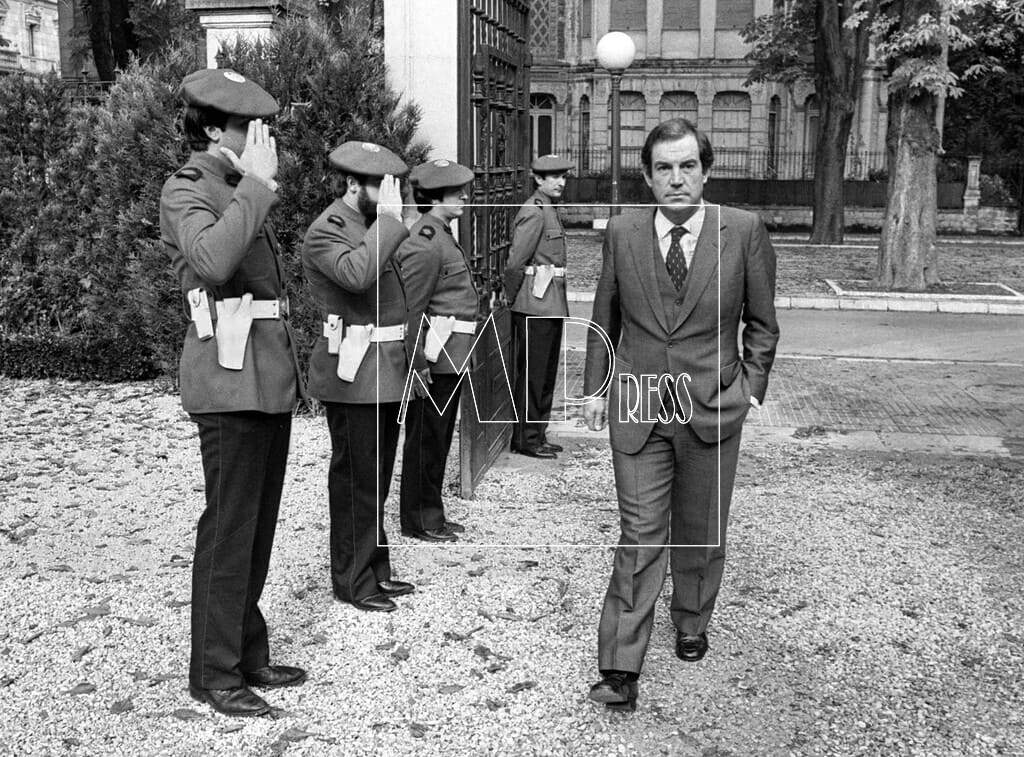 CARLOS GARAIKOETXEA.